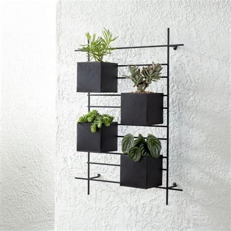 Vertical Metal Wall Planter 